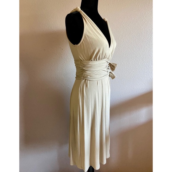 TRIBUTE dress by Heni Neman - Picture 10 of 11